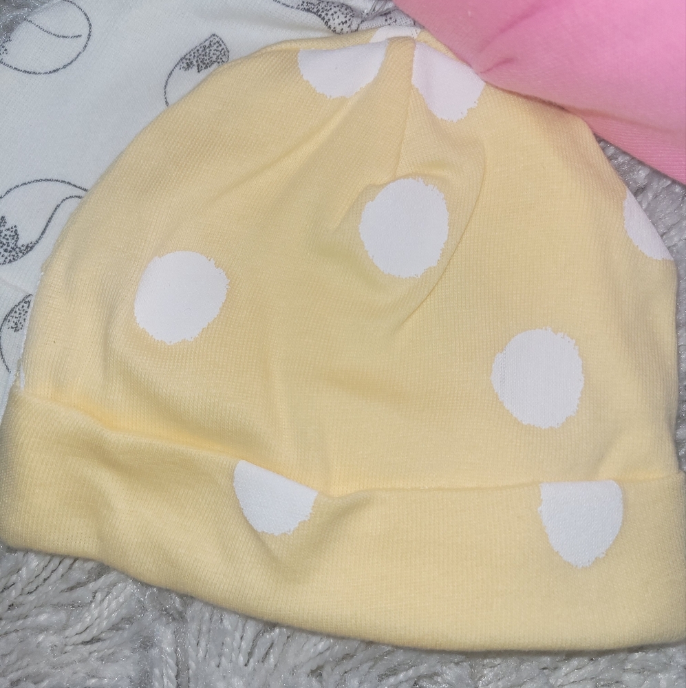 NWT 5 Gerber Baby Girl Caps - Pink, Yellow, Blue, White - Picture 4 of 7